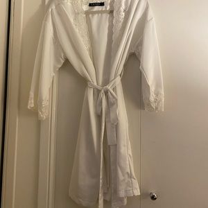 Ralph Lauren bridal robe - worn only once!